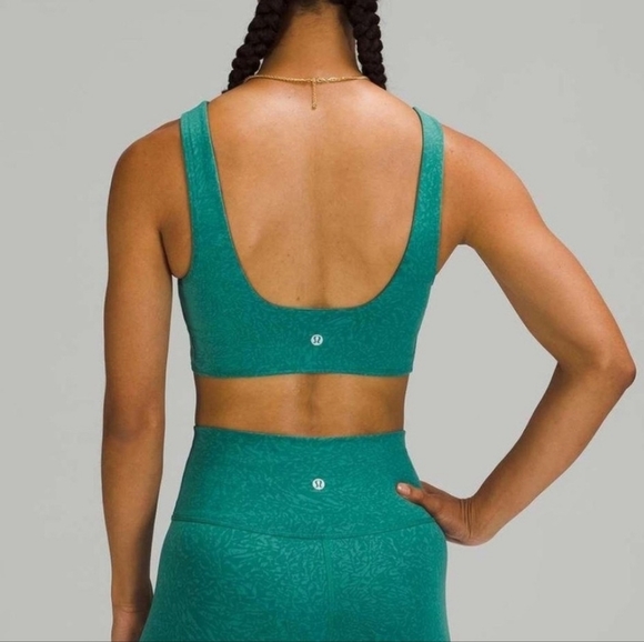 Lululemon Everlux Cut-Out Train Bra. - Picture 2 of 10